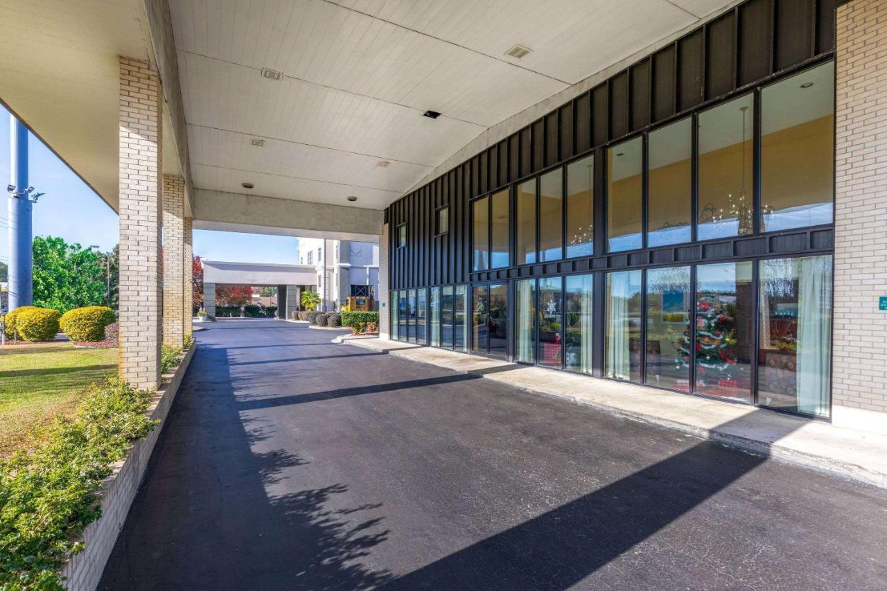 Days Inn By Wyndham Florence/I-95 North Buitenkant foto